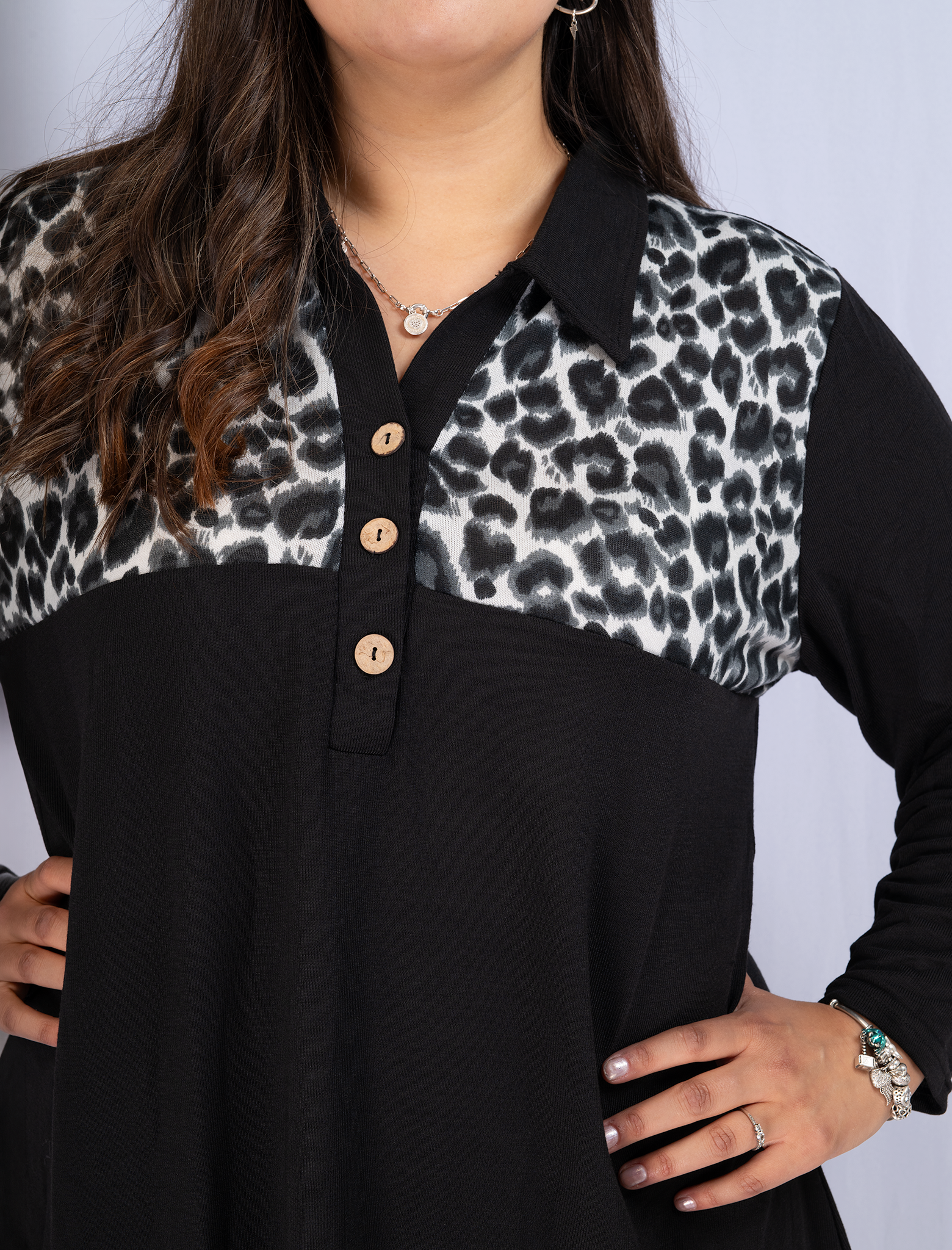 Polera Larga Lanilla Animal Print Escote V - Tallas Grandes Chile