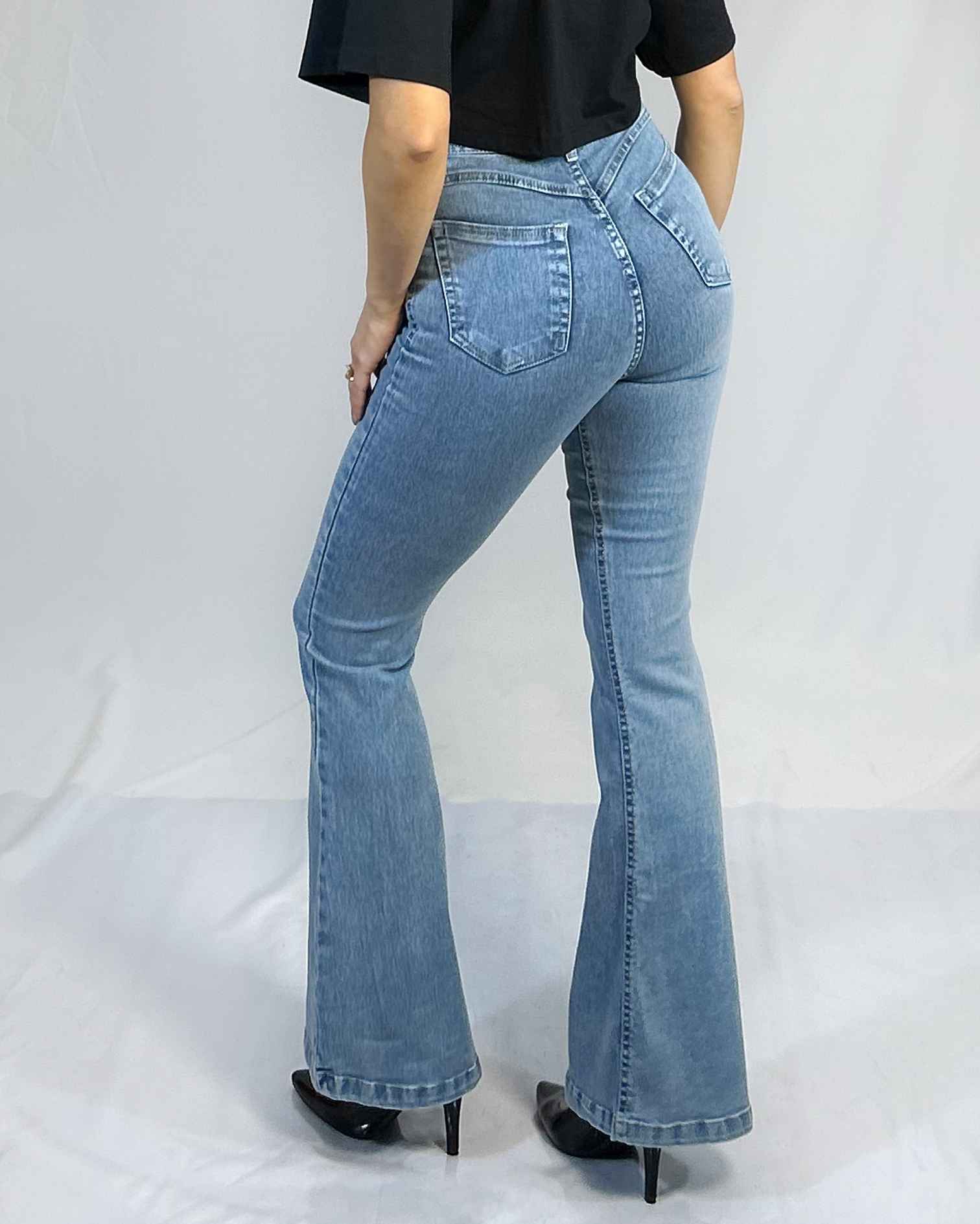 Jeans Flare Celeste con Faja Mujer Tiro Alto - Plus Size Chile